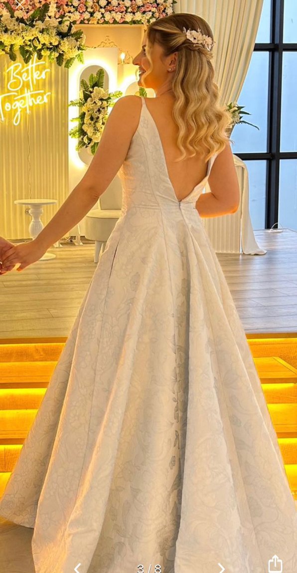 Züleyha Kuru tasarım  Drapeli V Yakalı Uzun Mavi Nişan Elbisesi - Görsel 4