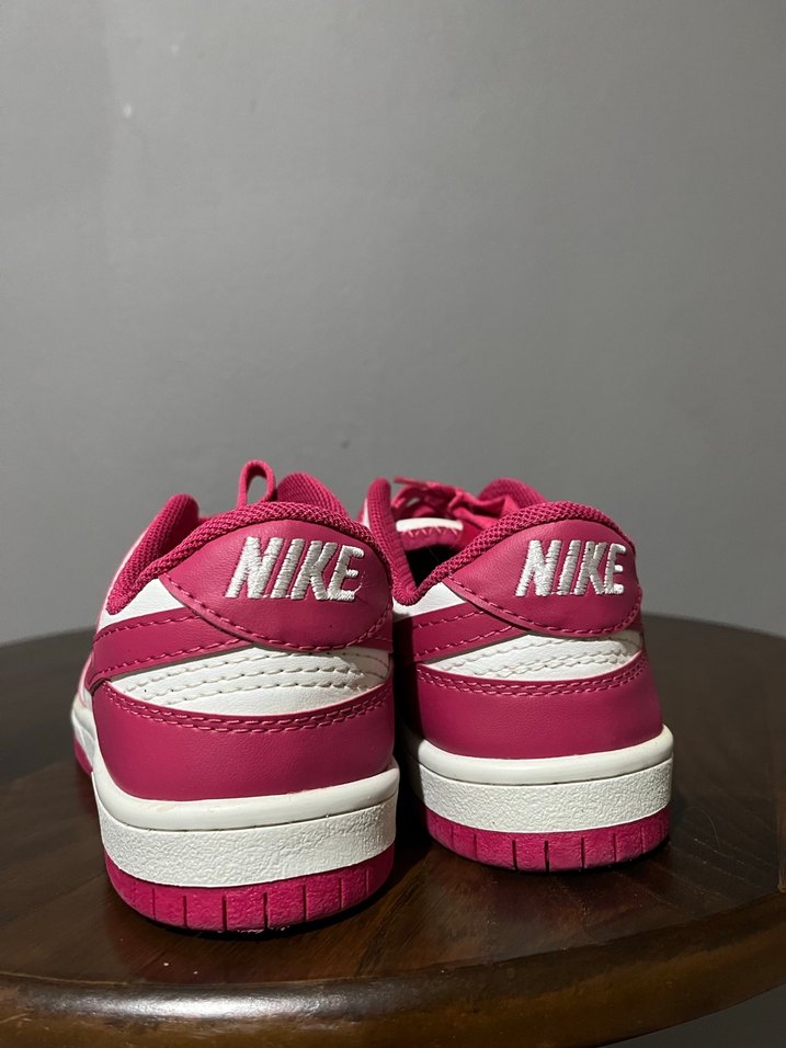 Pembe Nike Dunk Spor Ayakkabı - Görsel 4