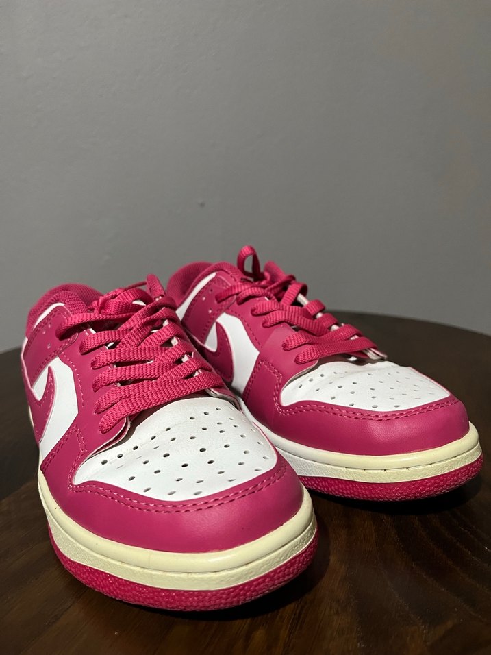 Pembe Nike Dunk Spor Ayakkabı - Görsel 3