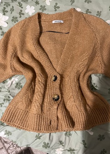 Bej V Yakalı Örgü Kadın Hırka - Görsel 5