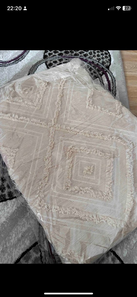 Nakışlı Bej Gri Yatak Örtüsü - Görsel 2