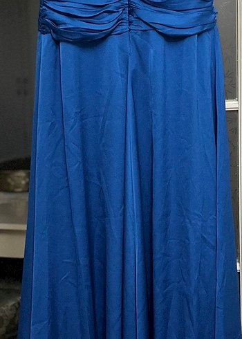 Mavi Saten Yuvarlak Yaka Yırtmaçlı Uzun Abiye Elbise - Görsel 7