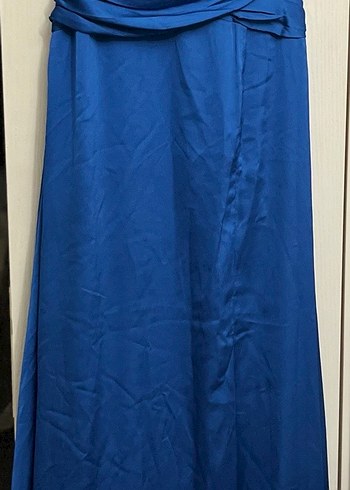 Mavi Saten Yuvarlak Yaka Yırtmaçlı Uzun Abiye Elbise - Görsel 4