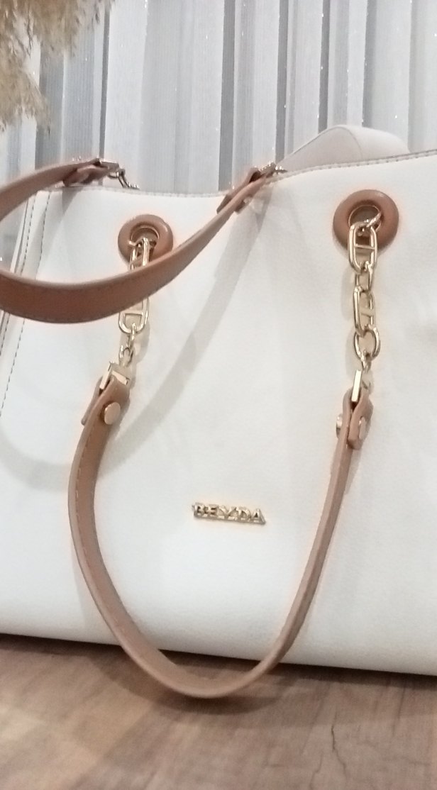 Zincir Detaylı Beyaz Deri Kadın Çanta - Görsel 3