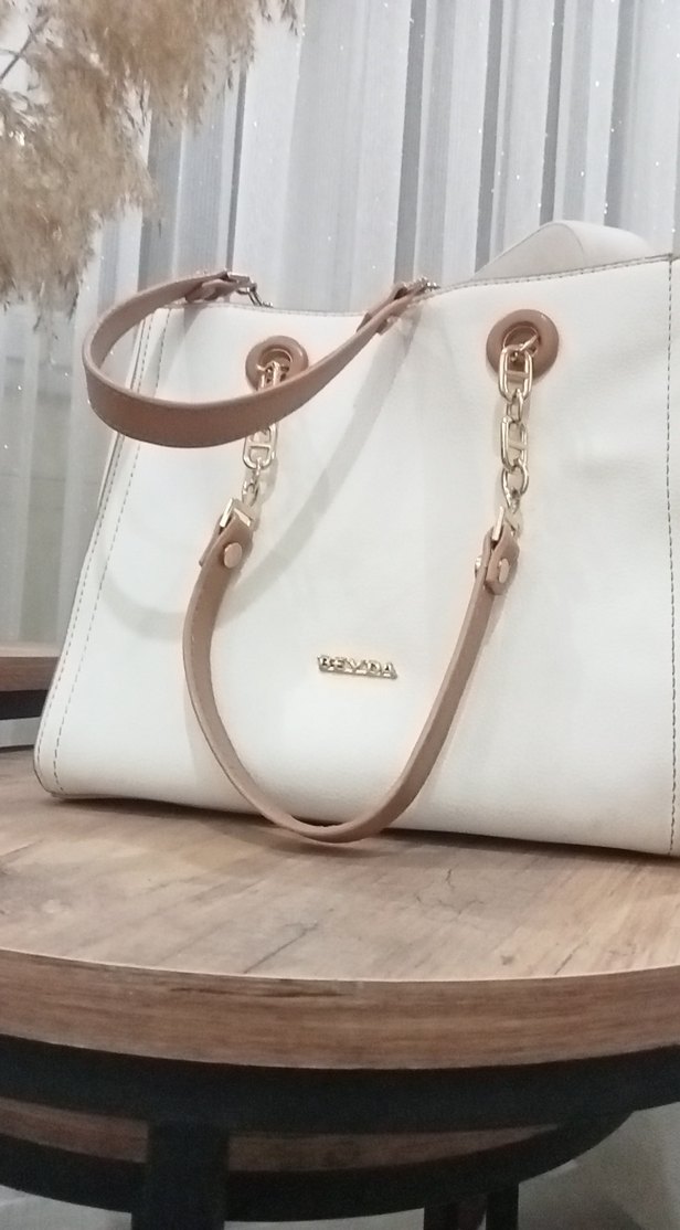 Zincir Detaylı Beyaz Deri Kadın Çanta - Görsel 2