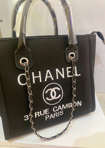 Zincir Detaylı Siyah Beyaz Kadın Çanta - Görsel 2