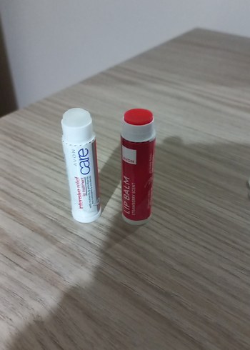 Avon Çilek Aromalı Dudak Balmı 2li fiyattır - Görsel 2