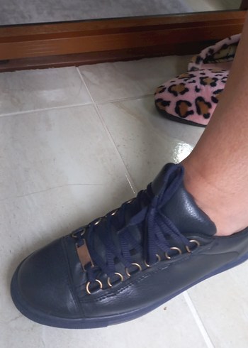 Kadın Mavi Deri Bağcıklı Günlük Spor Ayakkabı - Görsel 5