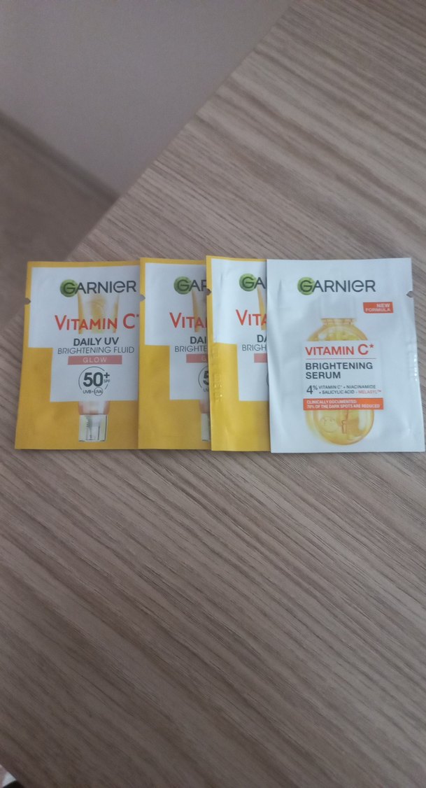 Garnier Vitamin C Gündüz Koruyucu ve Serum Seti - Görsel 2