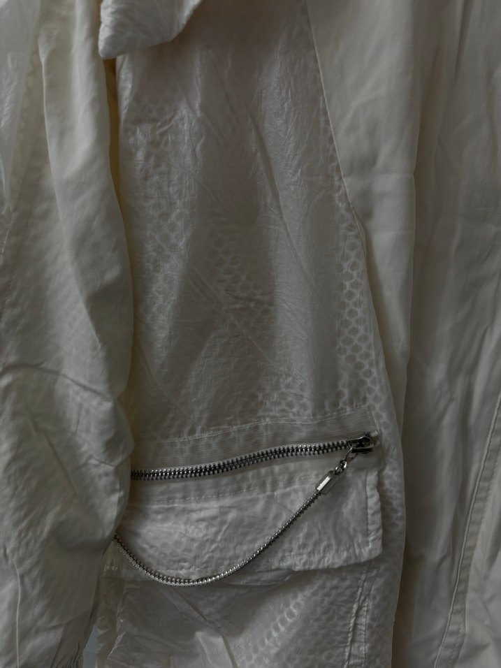 Düğmeli Beyaz Midi Ceket - Görsel 2