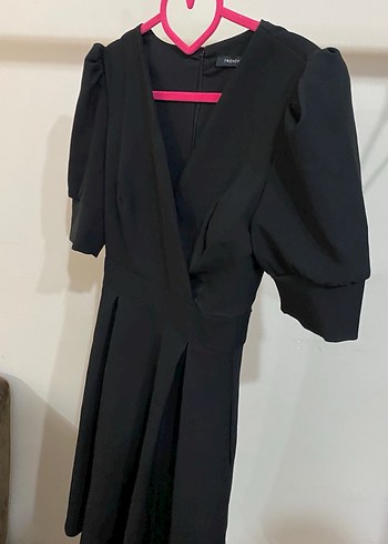 V Yakalı Siyah kısa Ofis Elbisesi - Görsel 2