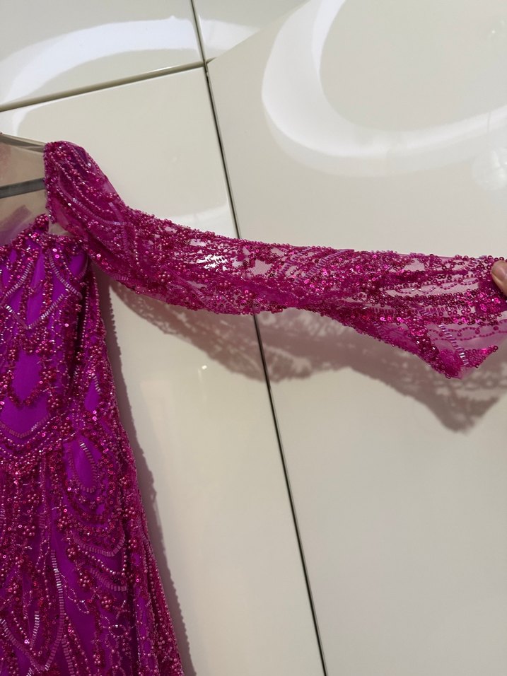 Uzun Dantel İşlemeli kol detaylı ÖZEL DİKİM Pembe Kadın Abiye - Görsel 5