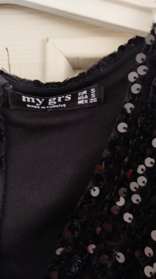 Uzun Kollu Siyah Pul İşlemeli Abiye Elbise - Görsel 2