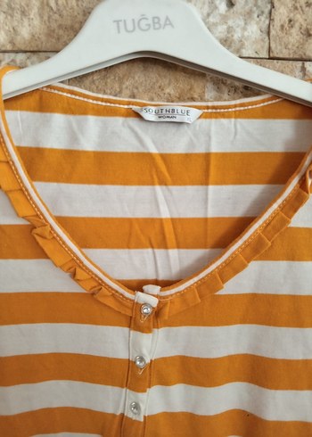 Düğmeli Sarı Çizgili Kadın Tişört - Görsel 3