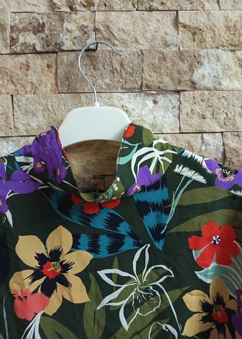 Çiçek Desenli Renkli Kısa Kollu Kadın Gömlek - Görsel 2