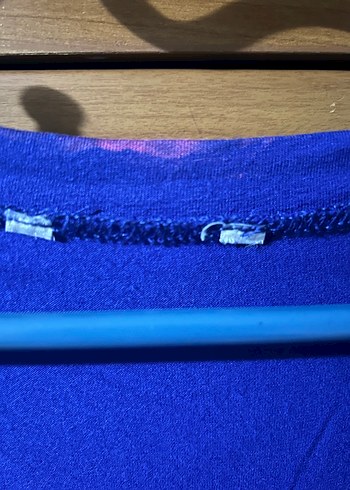 Mavi Gri V Yaka Baskılı Hamile Bluzu - Görsel 2