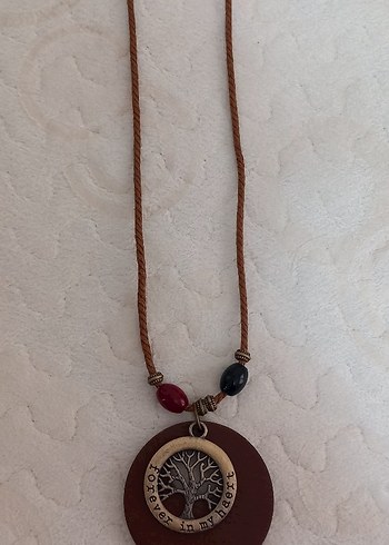 Diğer Uzun Bağlı Hasır Boncuklu Bohem Kolye