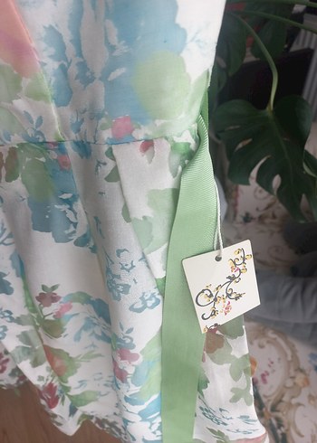 Çiçek Desenli Kolsuz Midi Elbise - Görsel 2