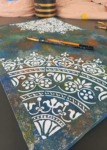 Mavi ve beyaz desenli dekoratif tablo - Görsel 4