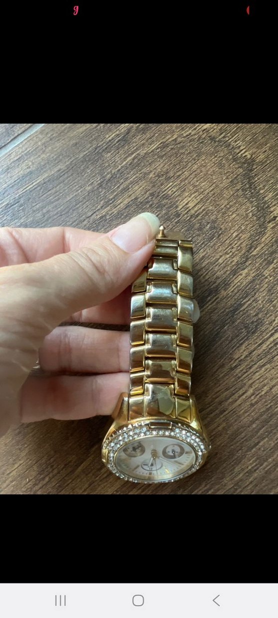 Klasik Parlak Altın Renk Kadın Kol Saati - Görsel 4