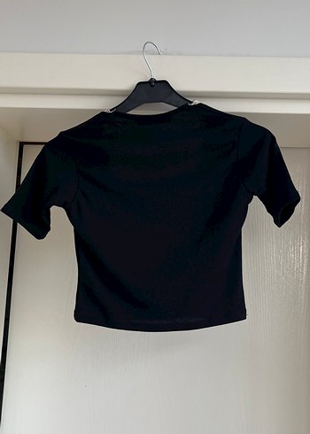 Kare Yaka Siyah Crop Top - Görsel 2