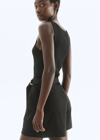 H&M Siyah Kemerli Şort Etek - Görsel 3