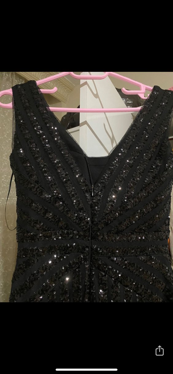 Siyah İşlemeli V Yaka Uzun Abiye Elbise - Görsel 2