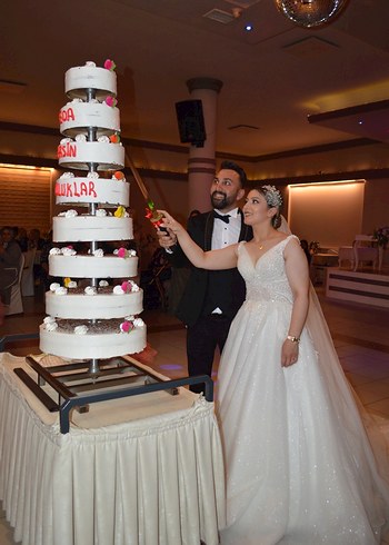 Klasik Beyaz A Kesim Gelinlik - Görsel 3