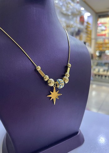 Zincir Detaylı Altın Renk Minimalist Kadın Kolye - Görsel 2