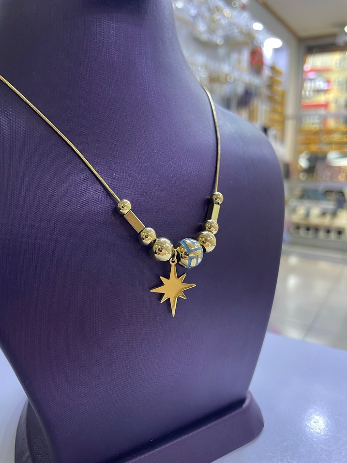 Zincir Detaylı Altın Renk Minimalist Kadın Kolye - Görsel 2