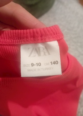 Kız Çocuk Kısa Kollu Kırmızı Fırfırlı Tişört - Görsel 3