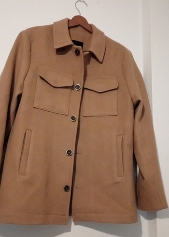 Düğmeli Bej Süet Kadın Kaban markası resimde var - Görsel 2