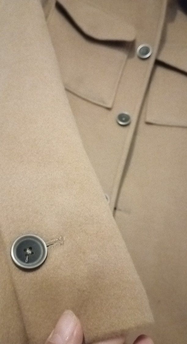 Düğmeli Bej Süet Kadın Kaban markası resimde var - Görsel 3