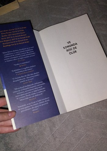 Ve Sonunda İkisi de Ölür - Adam Silvera - Görsel 2