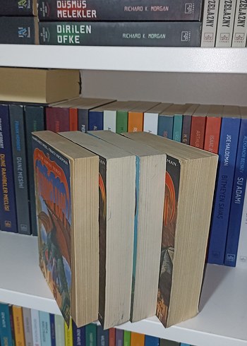 Ölüm Kapısı Serisi - Margaret Weis & Tracy Hickman - Görsel 4