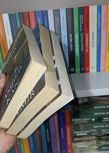 Margaret Weis Karanlık Havari Serisi - Görsel 7