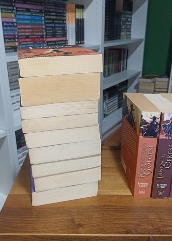 Raymond E. Feist kitap seti - Görsel 5