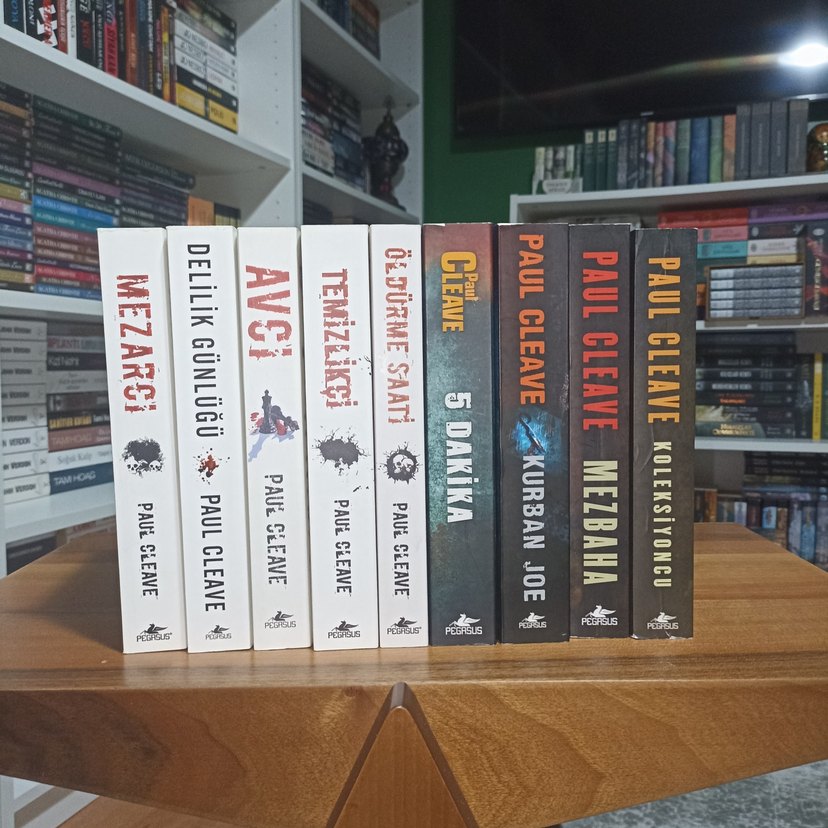 Paul Cleave Roman Koleksiyonu Seti - Görsel 2