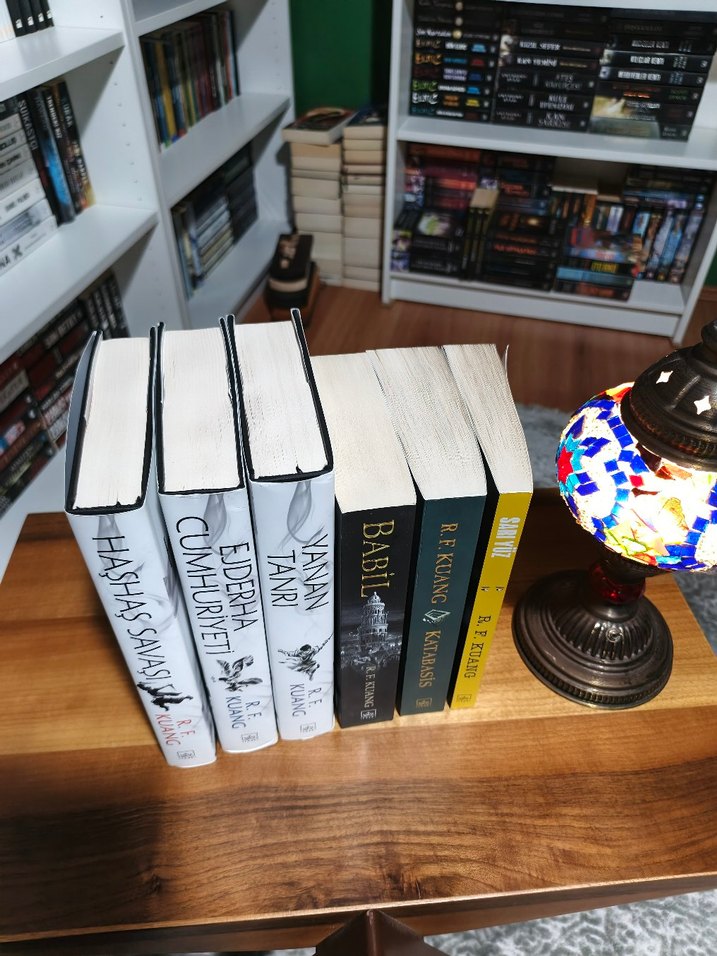 R.F. Kuang Kitap Seti - Görsel 2