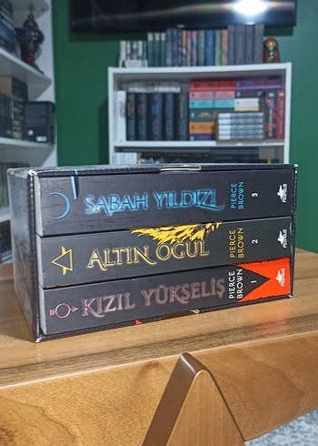 Kızıl İsyan Serisi Pierce Brown - Görsel 2