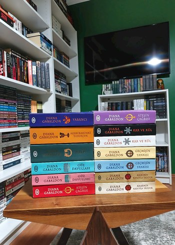 Diana Gabaldon Kitap Seti - 13 Roman - Görsel 2