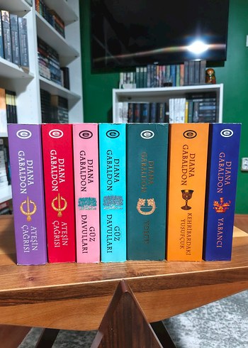 Diana Gabaldon Kitap Seti - 13 Roman - Görsel 3