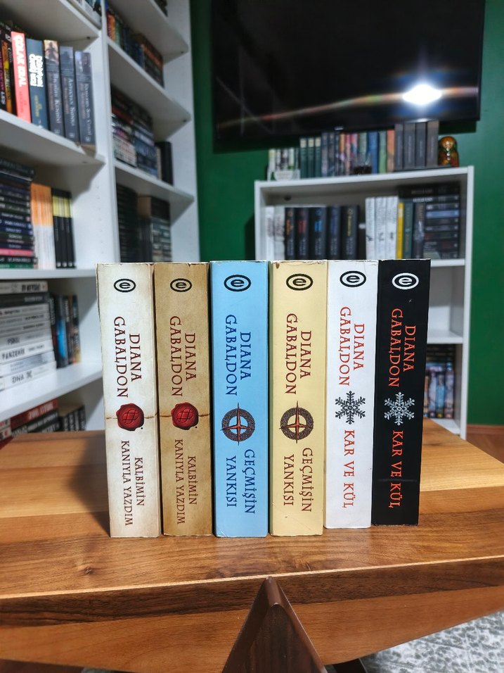 Diana Gabaldon Kitap Seti - 13 Roman - Görsel 4