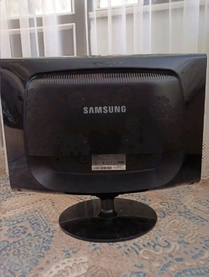 Samsung Monitör 22inc 60hz - Görsel 2