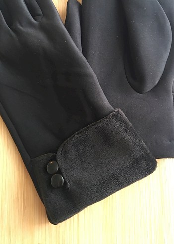 Düğmeli Siyah Süet Kadın Eldiven - Görsel 2