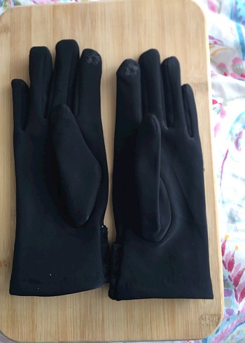 Düğmeli Siyah Süet Kadın Eldiven - Görsel 4