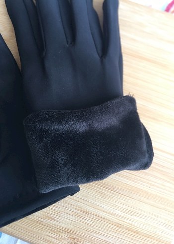 Düğmeli Siyah Süet Kadın Eldiven - Görsel 6