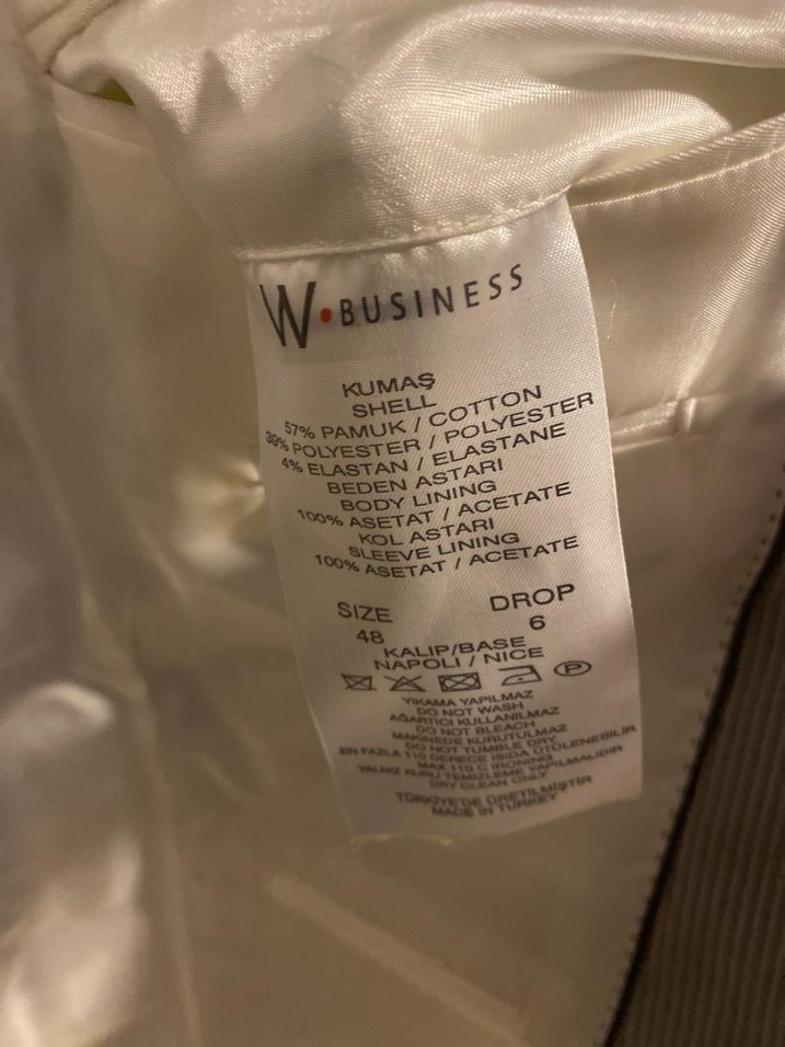 Vakkorama Beyaz Düğmeli Erkek İş Takımı - Görsel 3