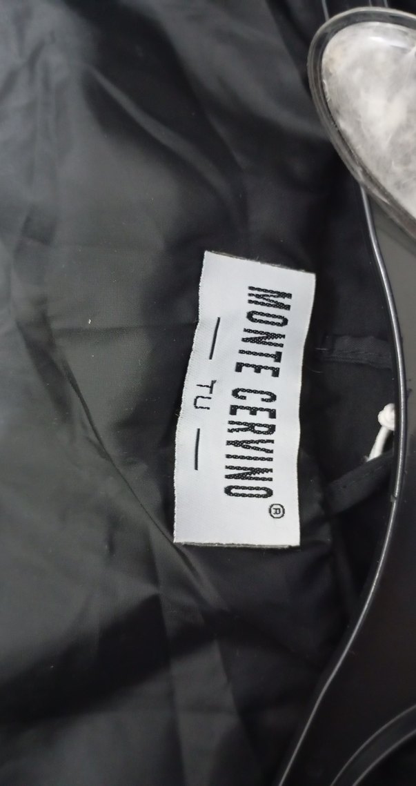 Siyah Düğmeli Kadın Yelek - Görsel 4