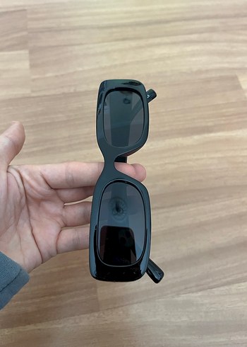 Siyah Minimalist Goth Kadın Güneş Gözlüğü - Görsel 2